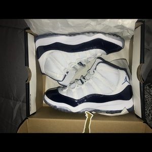 Jordan 11s